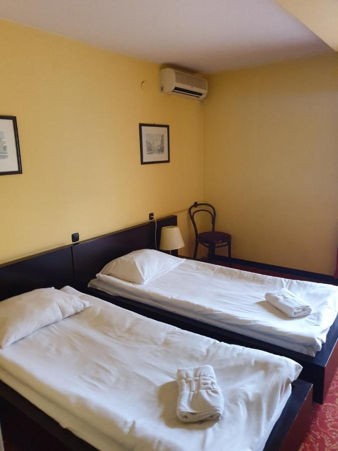 Hotel Sajam Novi Sad Exterior photo