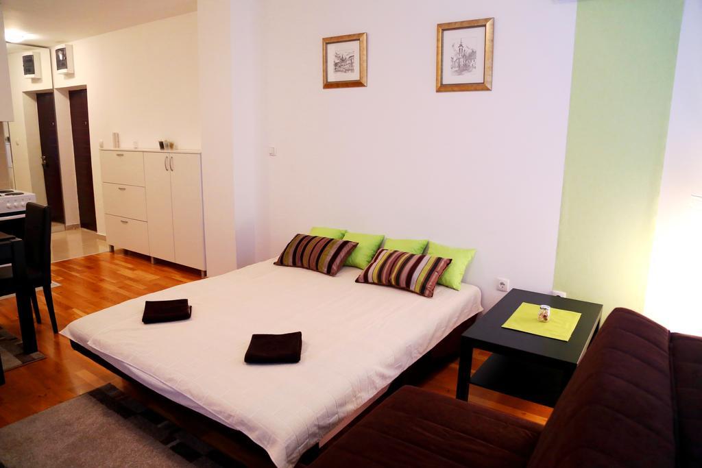 Hotel Sajam Novi Sad Exterior photo